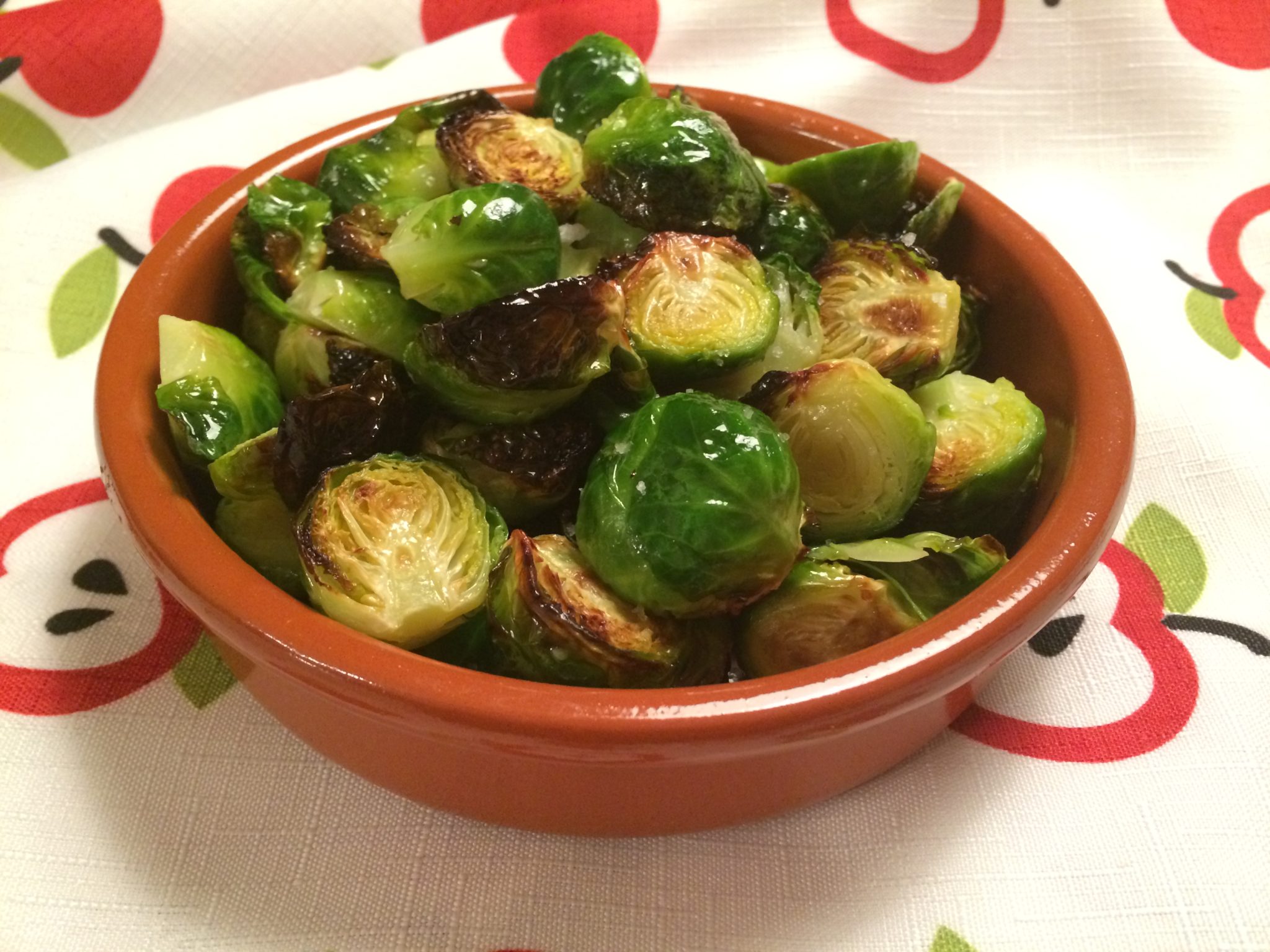 Choux de Bruxelles rôtis magiques - LA VIE COZY PAR EVE MARTEL