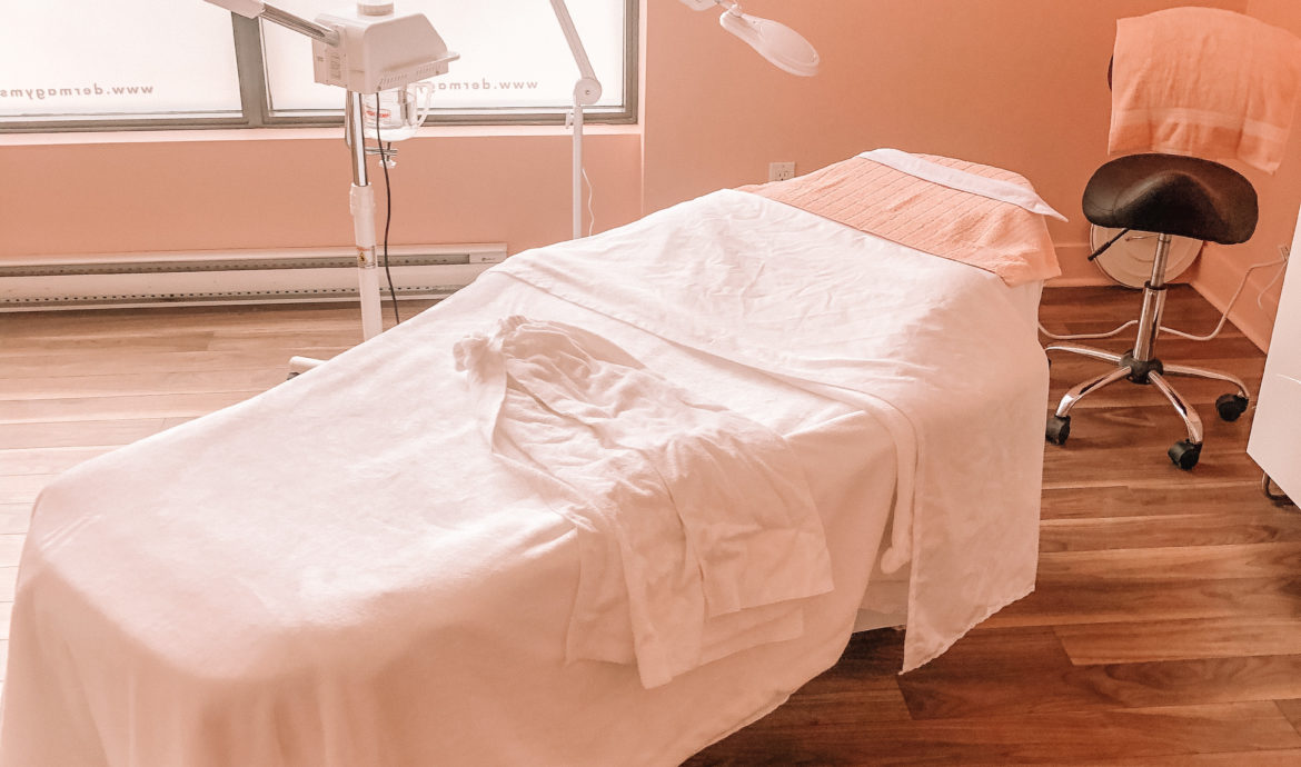 Dermagyms salle de soin rose