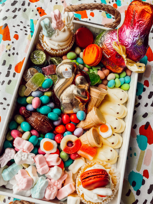 PLATEAU DE FRIANDISES DE PÂQUES
