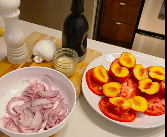 recette simple de Salade de pêches, tomates et Burrata