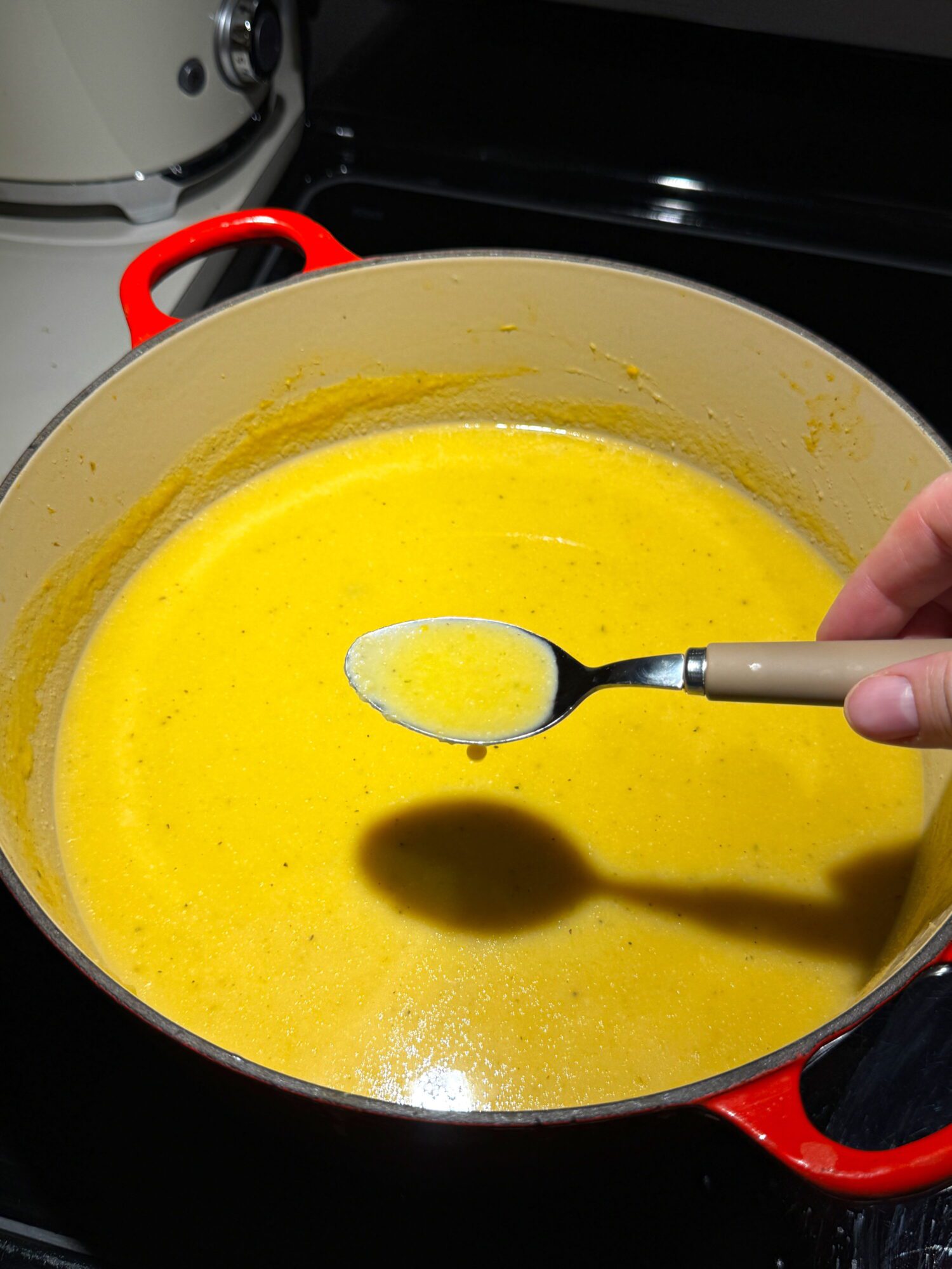 Un délicieuse crème de chou-fleur et patate douce